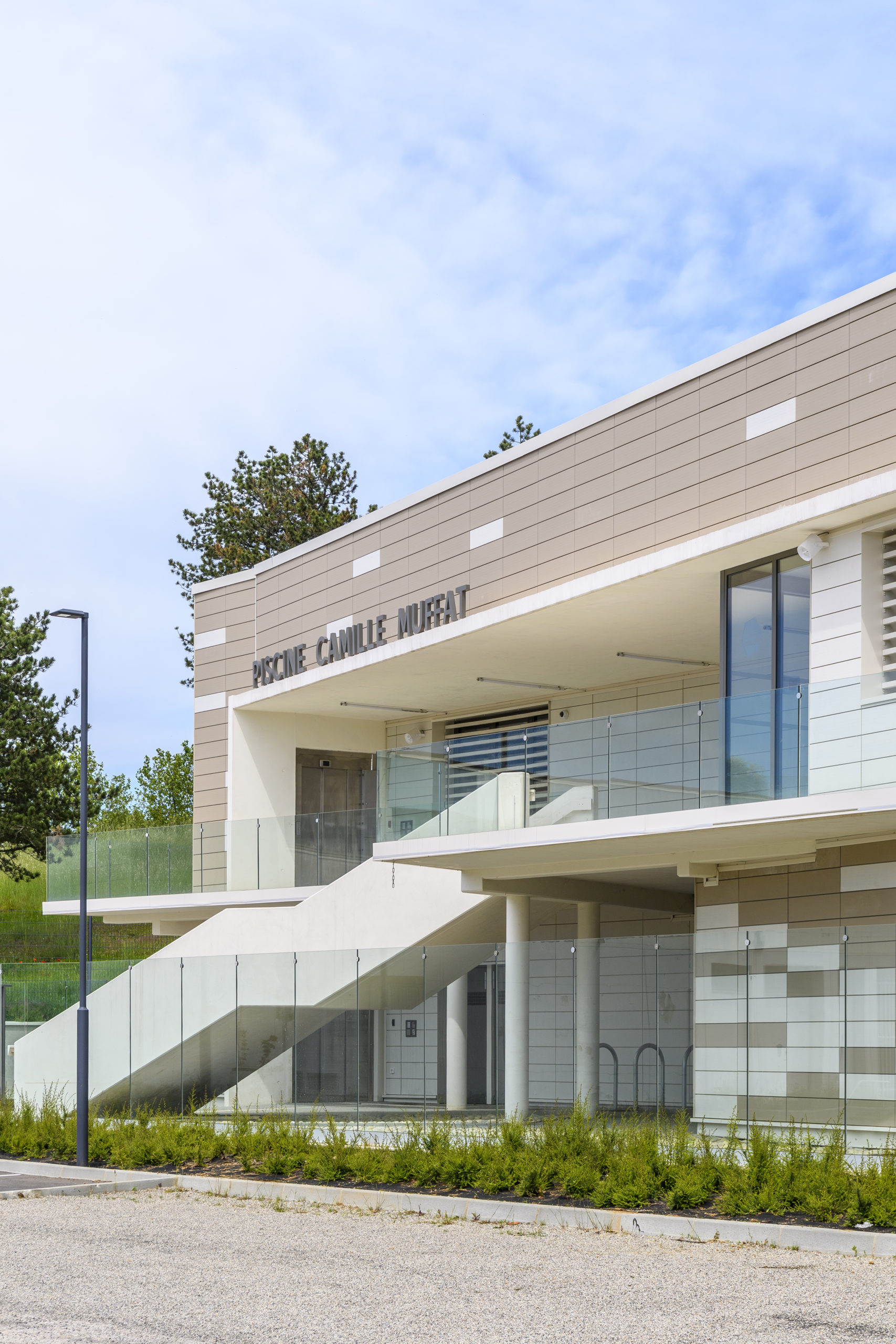 PISCINE CAMILLE MUFFAT // Projets // Lipstick Xanadu Architecture PISCINE CAMILLE MUFFAT // Projets // Lipstick Xanadu Architecture